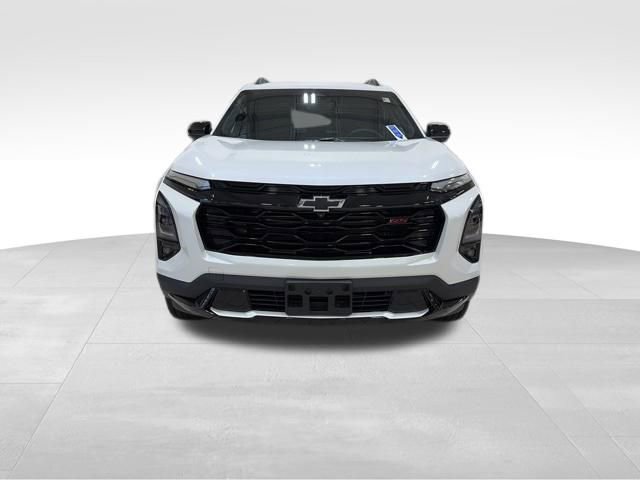 Used 2025 Chevrolet Equinox RS w/ Safety and Technology Package AWD/4WD image 4