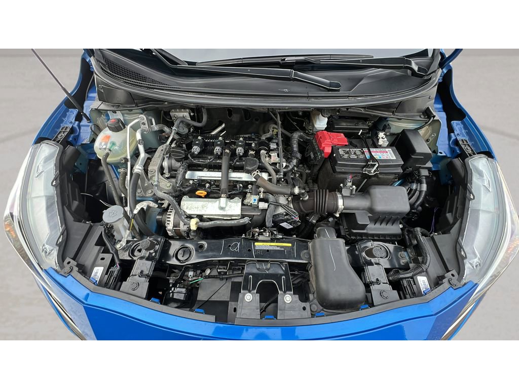 Used 2024 Nissan Versa SR image 33