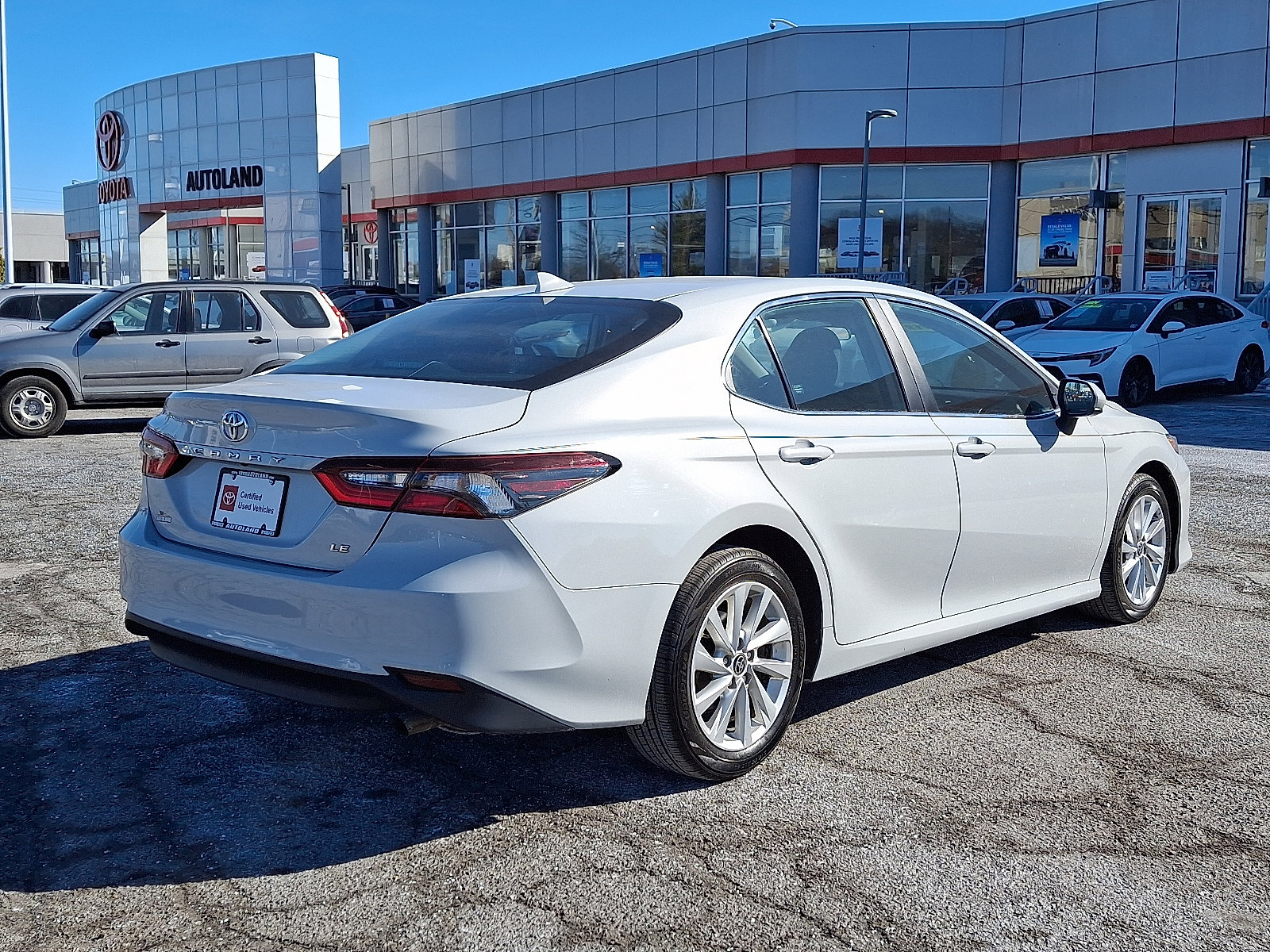 Certified 2023 Toyota Camry LE image 7