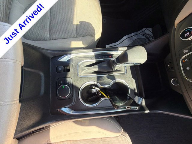 Used 2023 Chevrolet Traverse LS w/ Midnight/Sport Edition FWD image 27