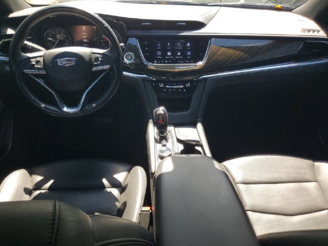Certified 2022 Cadillac XT6 Premium Luxury w/ Technology Package FWD image 16