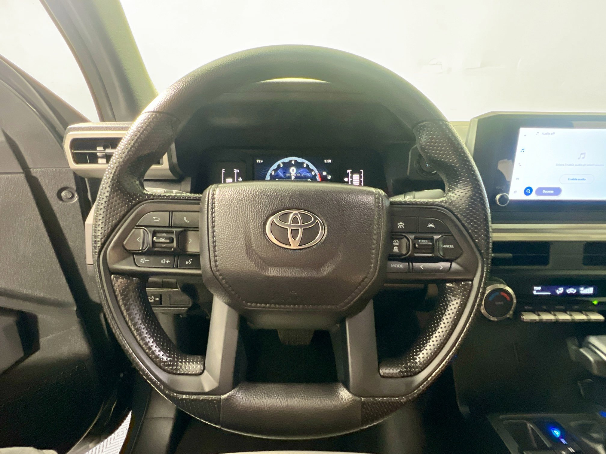 Used 2026 Toyota Tacoma SR5 RWD image 17