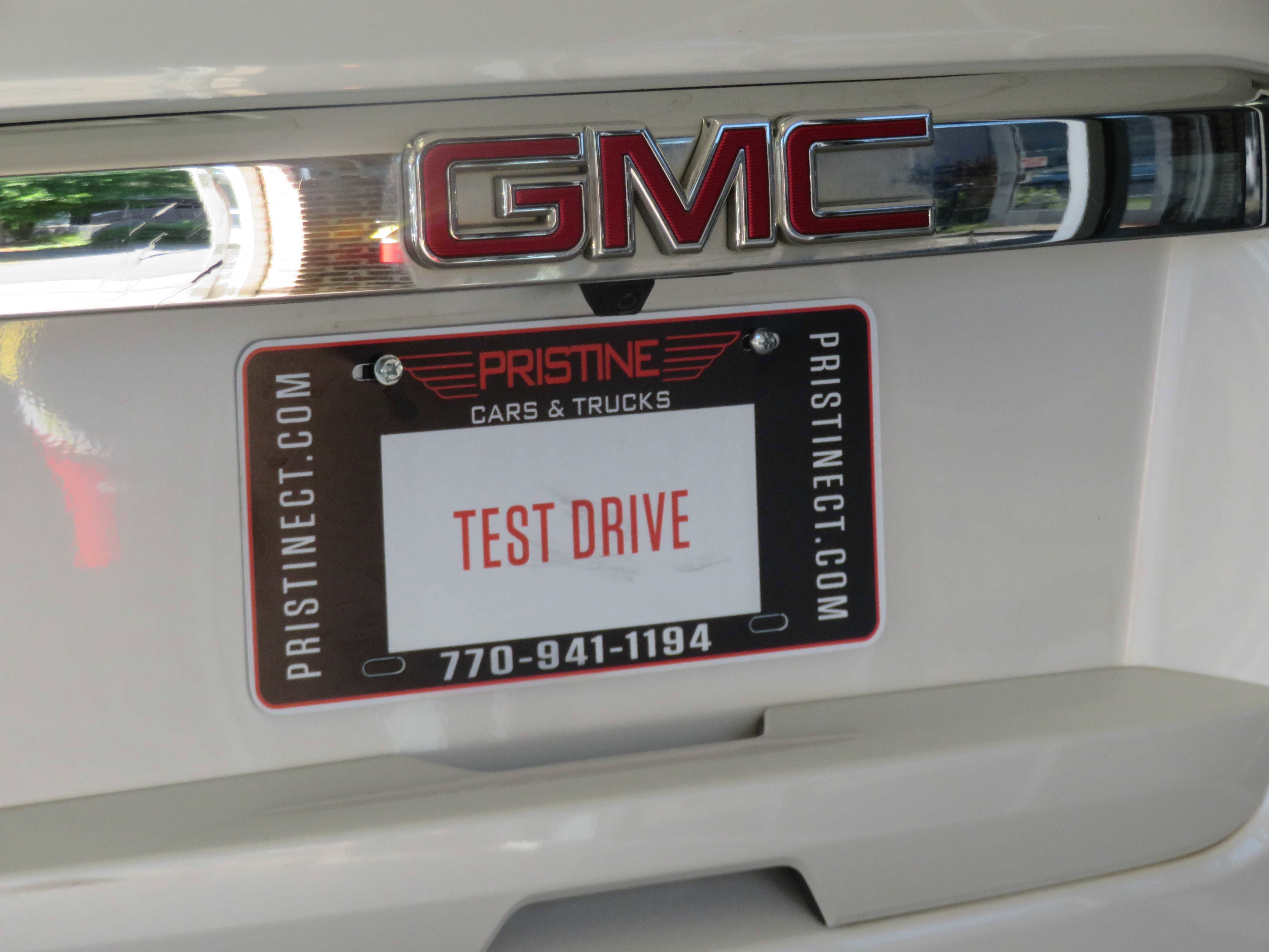 Used 2017 GMC Yukon XL Denali w/ Open Road Package AWD/4WD image 84