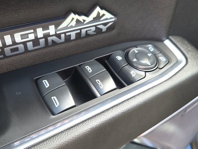 Used 2022 Chevrolet Silverado 1500 High Country w/ High Country Premium Package image 21
