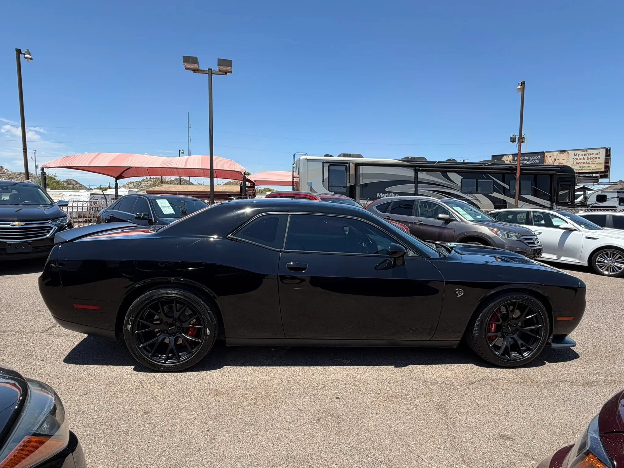 Used 2015 Dodge Challenger SRT Hellcat RWD image 4