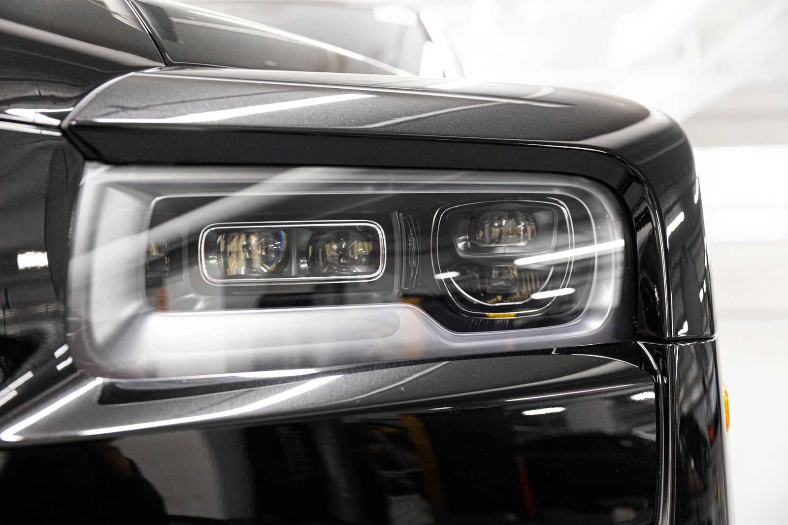 Certified 2024 Rolls-Royce Cullinan image 13