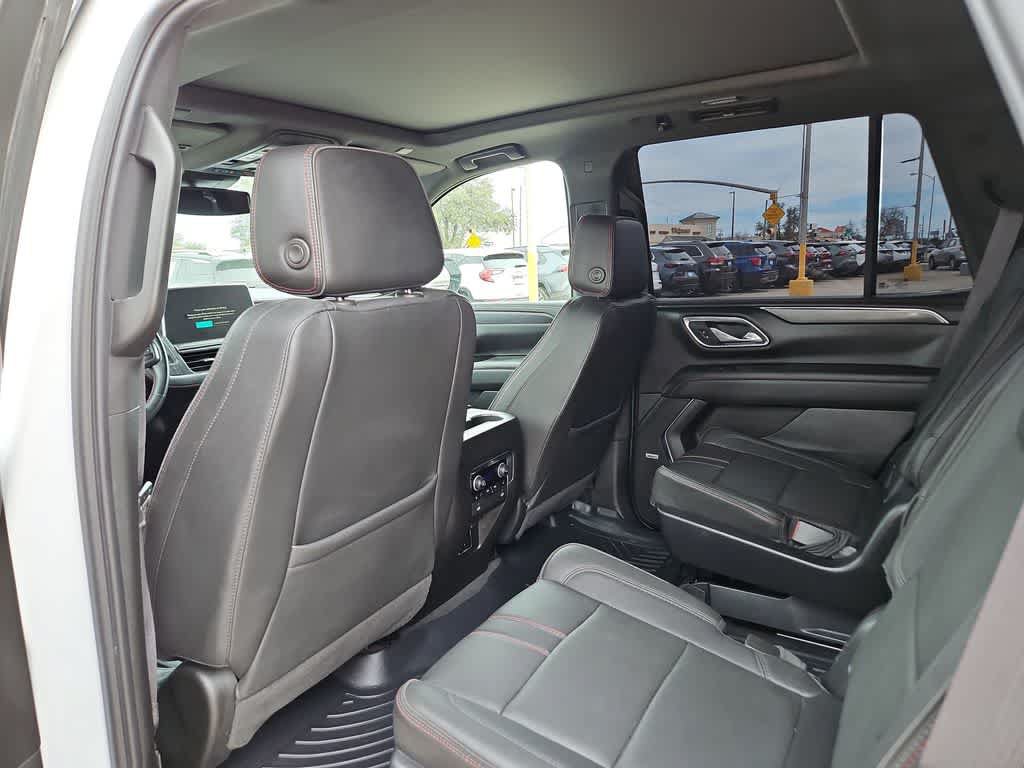 Used 2023 Chevrolet Tahoe RST w/ Luxury Package AWD/4WD image 19