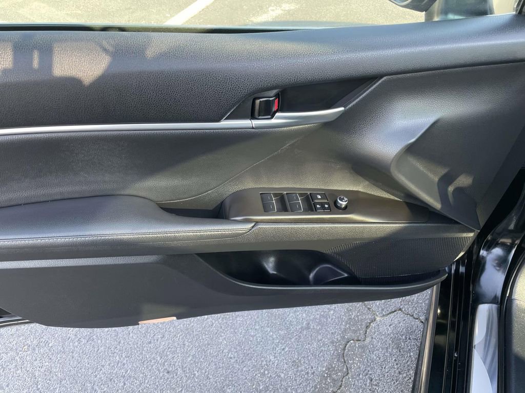 Used 2023 Toyota Camry XSE image 24