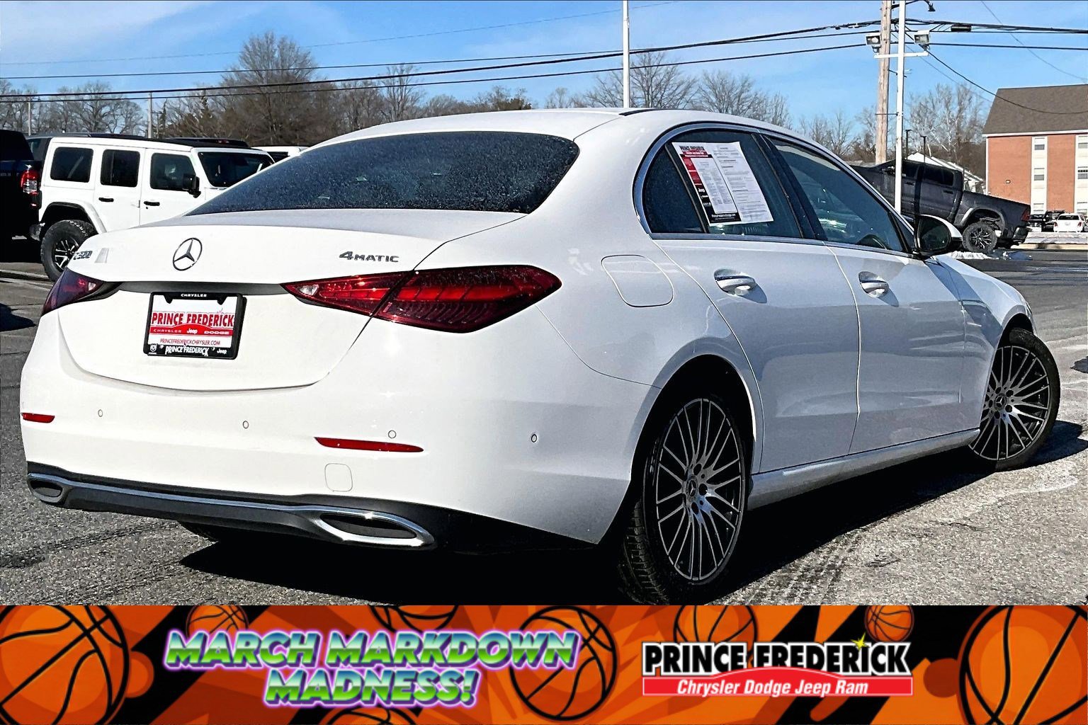 Used 2022 Mercedes-Benz C 300 4MATIC Sedan image 10