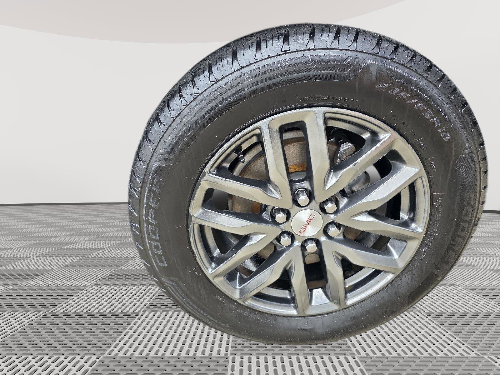 Used 2019 GMC Acadia SLT image 24