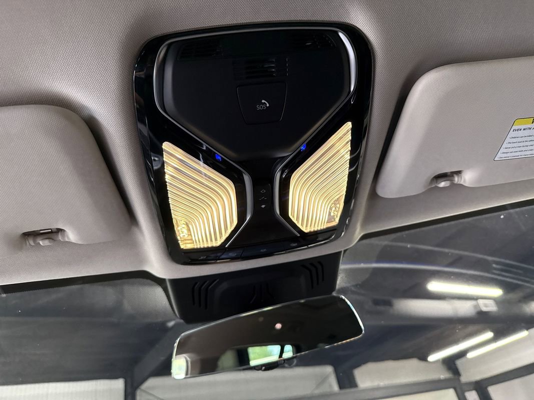 Used 2022 BMW X7 xDrive40i image 37