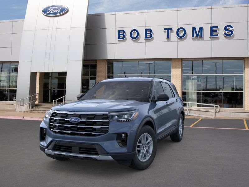 New 2026 Ford Explorer Active w/ Active Comfort Package RWD image 2