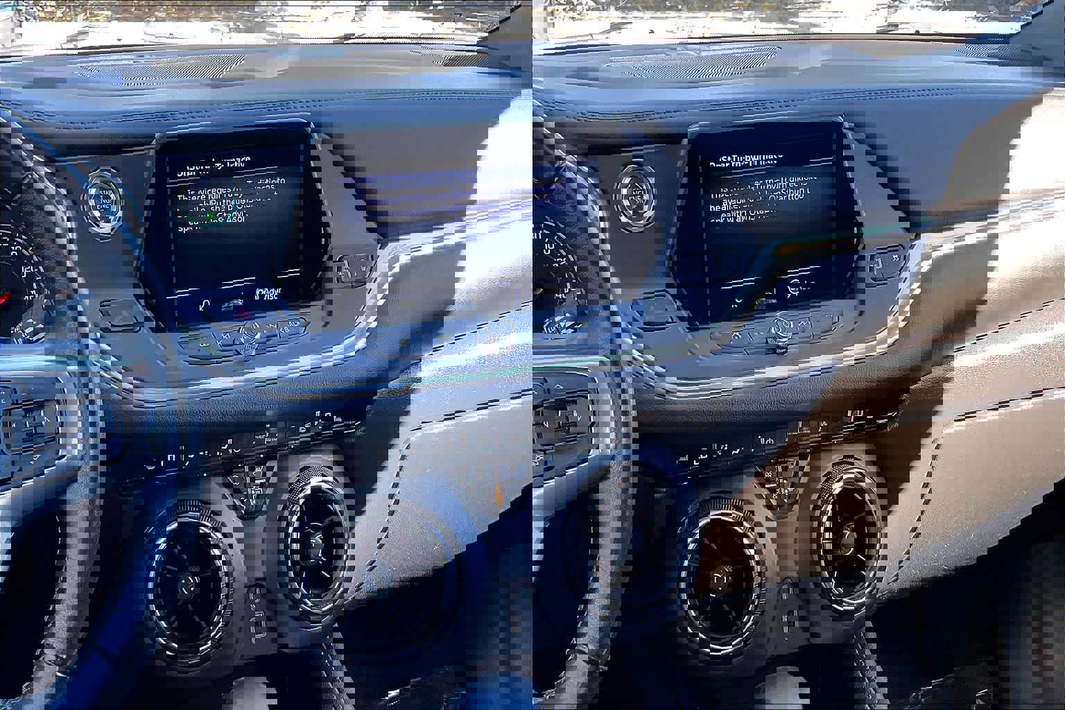 Used 2019 Chevrolet Blazer LT image 7