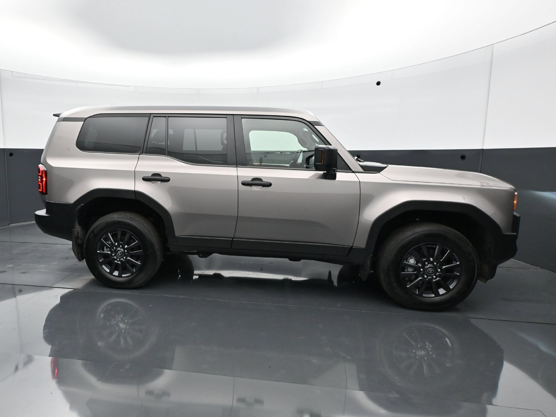 Used 2026 Toyota Land Cruiser 1958 AWD/4WD image 8