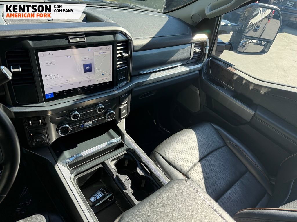 Used 2025 Ford F350 Lariat w/ Black Appearance Package image 26