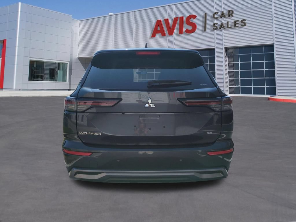 Used 2025 Mitsubishi Outlander SE AWD/4WD image 7