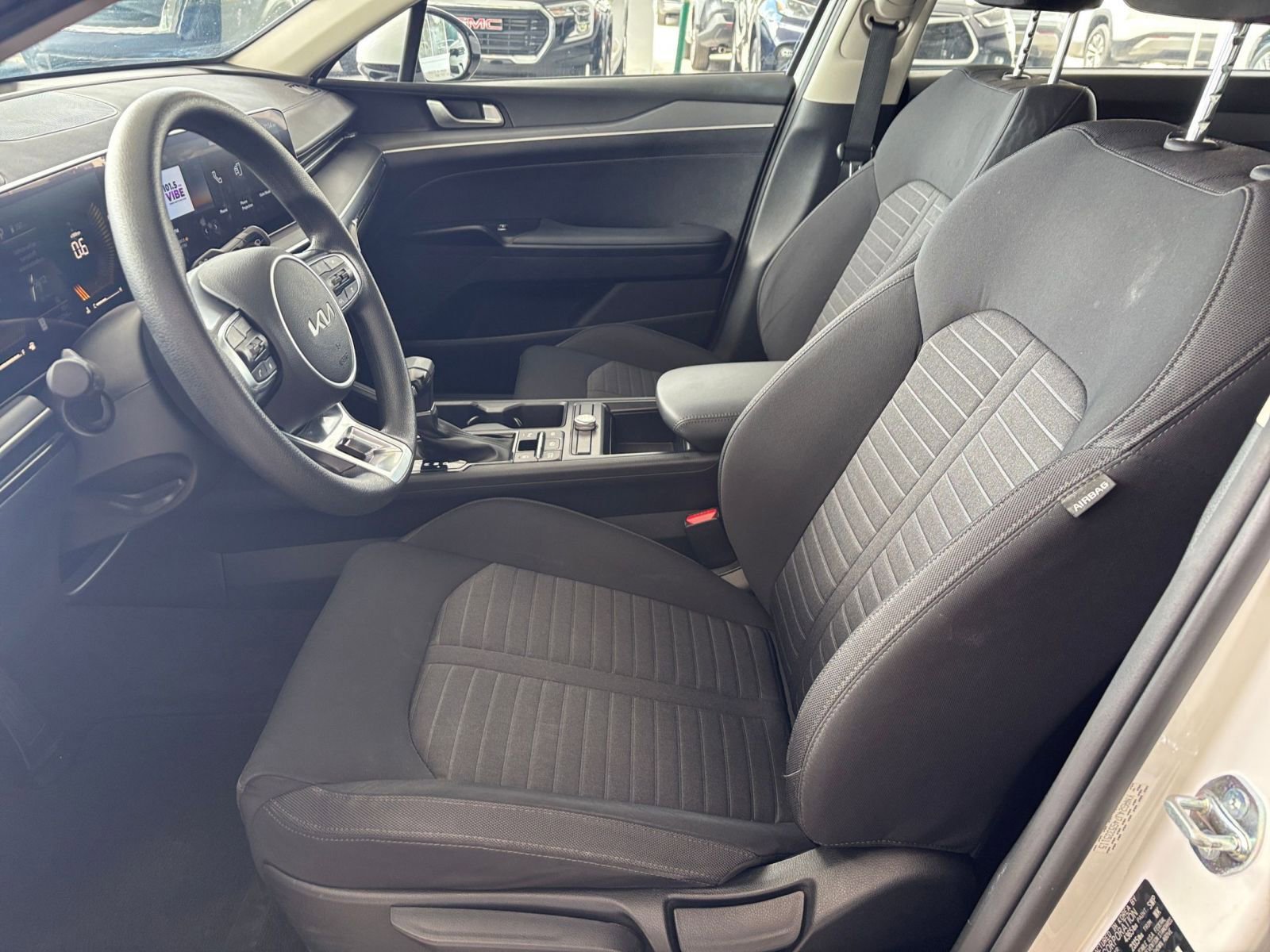 Used 2025 Kia K5 LXS FWD image 29