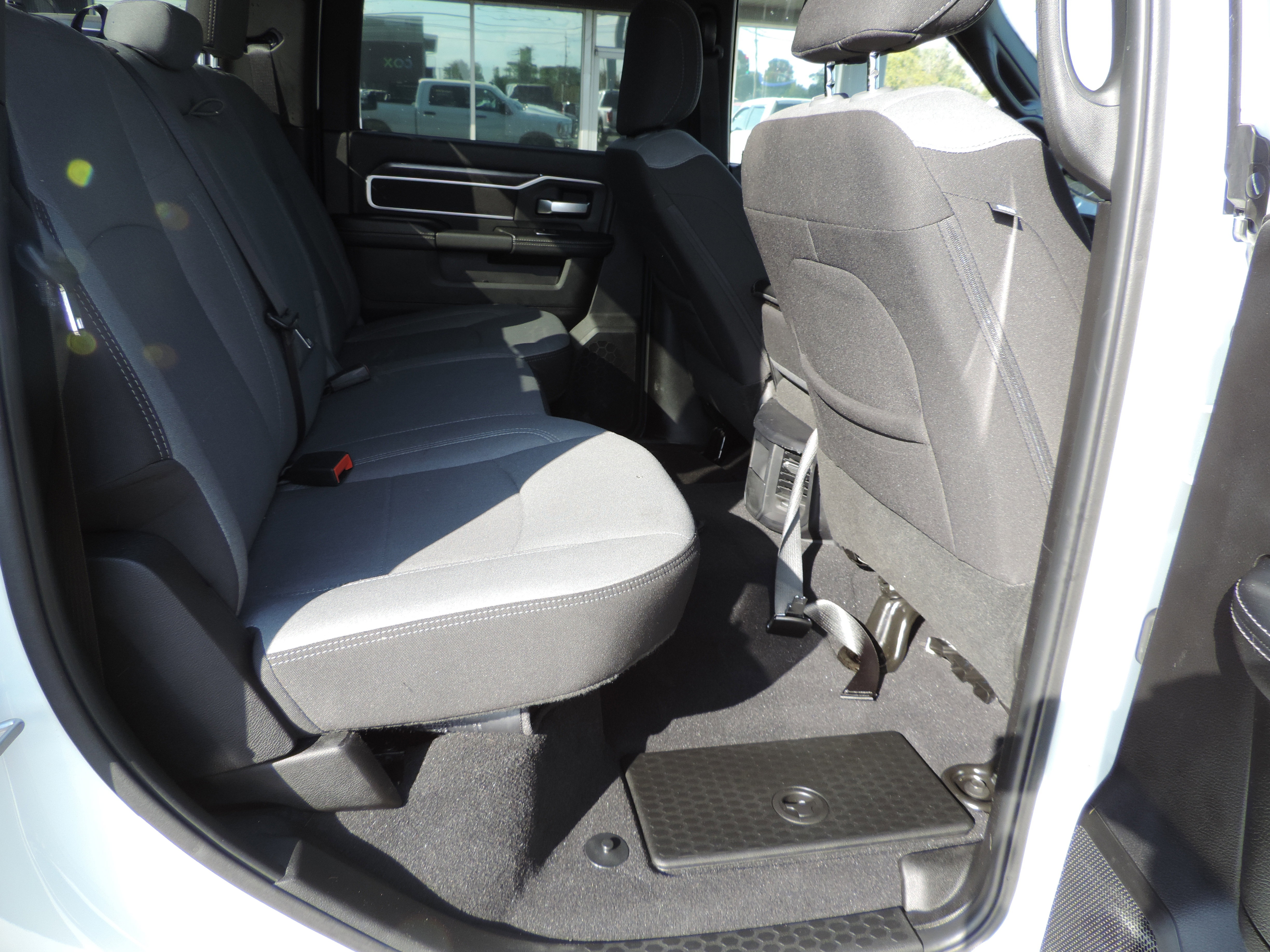 Used 2024 RAM 2500 Big Horn w/ Bed Utility Group image 18