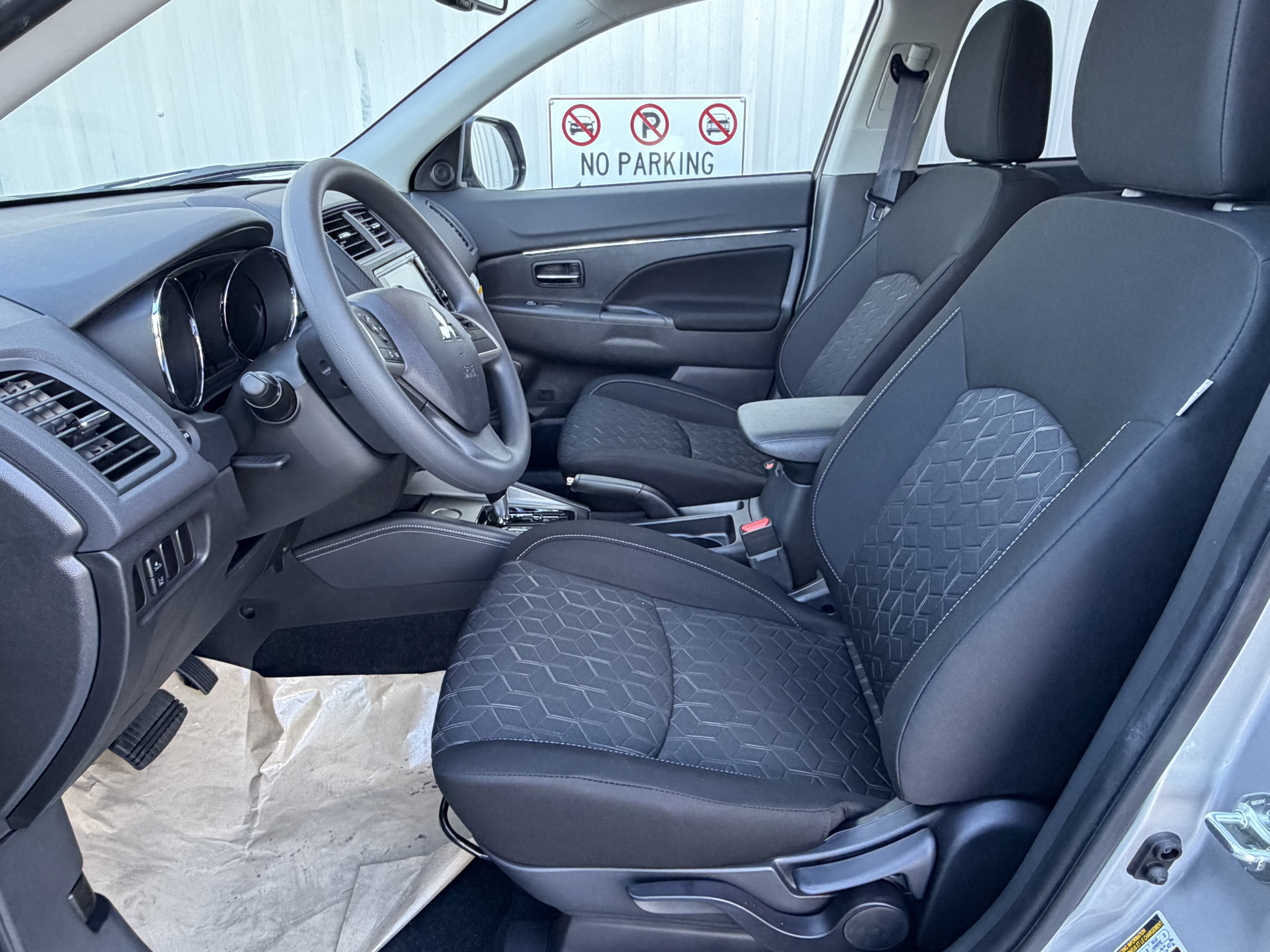 New 2027 Mitsubishi Outlander Sport FWD image 10