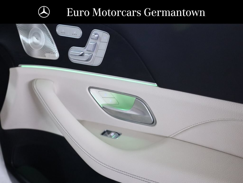 Used 2025 Mercedes-Benz GLS 450 4MATIC w/ AMG Line Exterior image 68