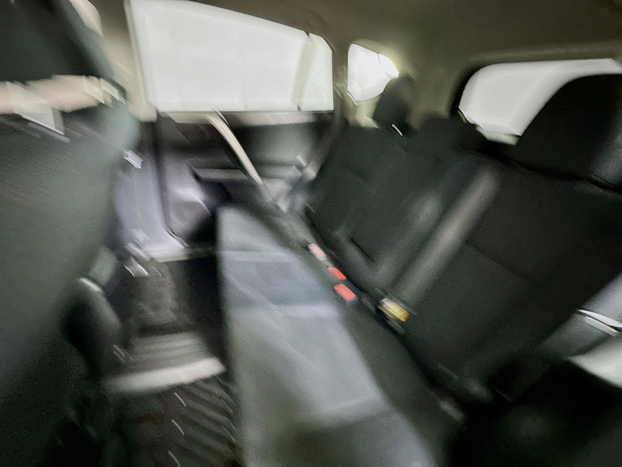 Used 2018 Toyota RAV4 LE image 26