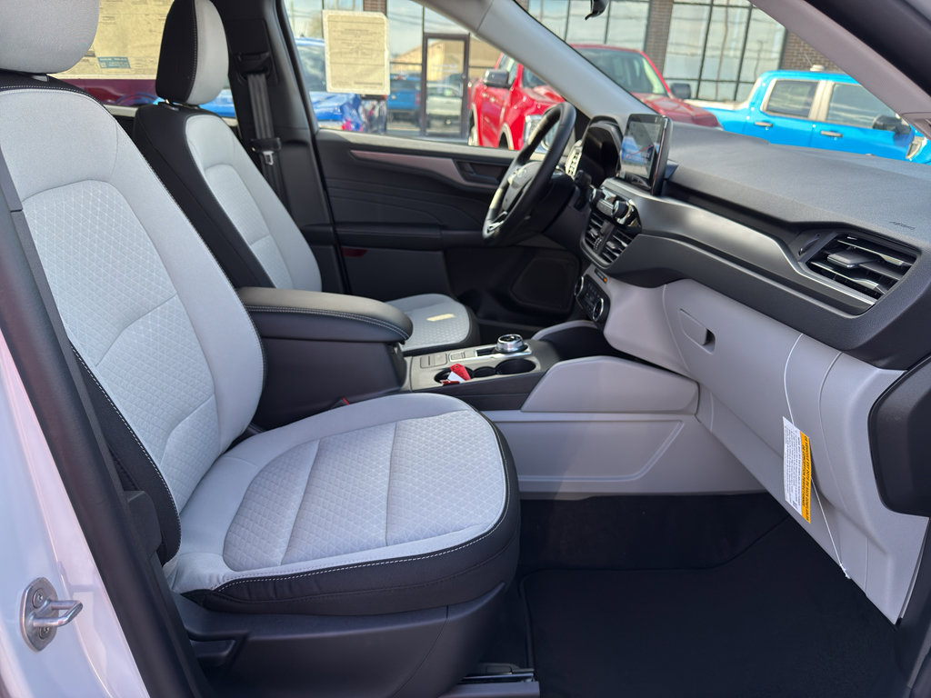 New 2026 Ford Escape Active w/ Cold Weather Package image 30