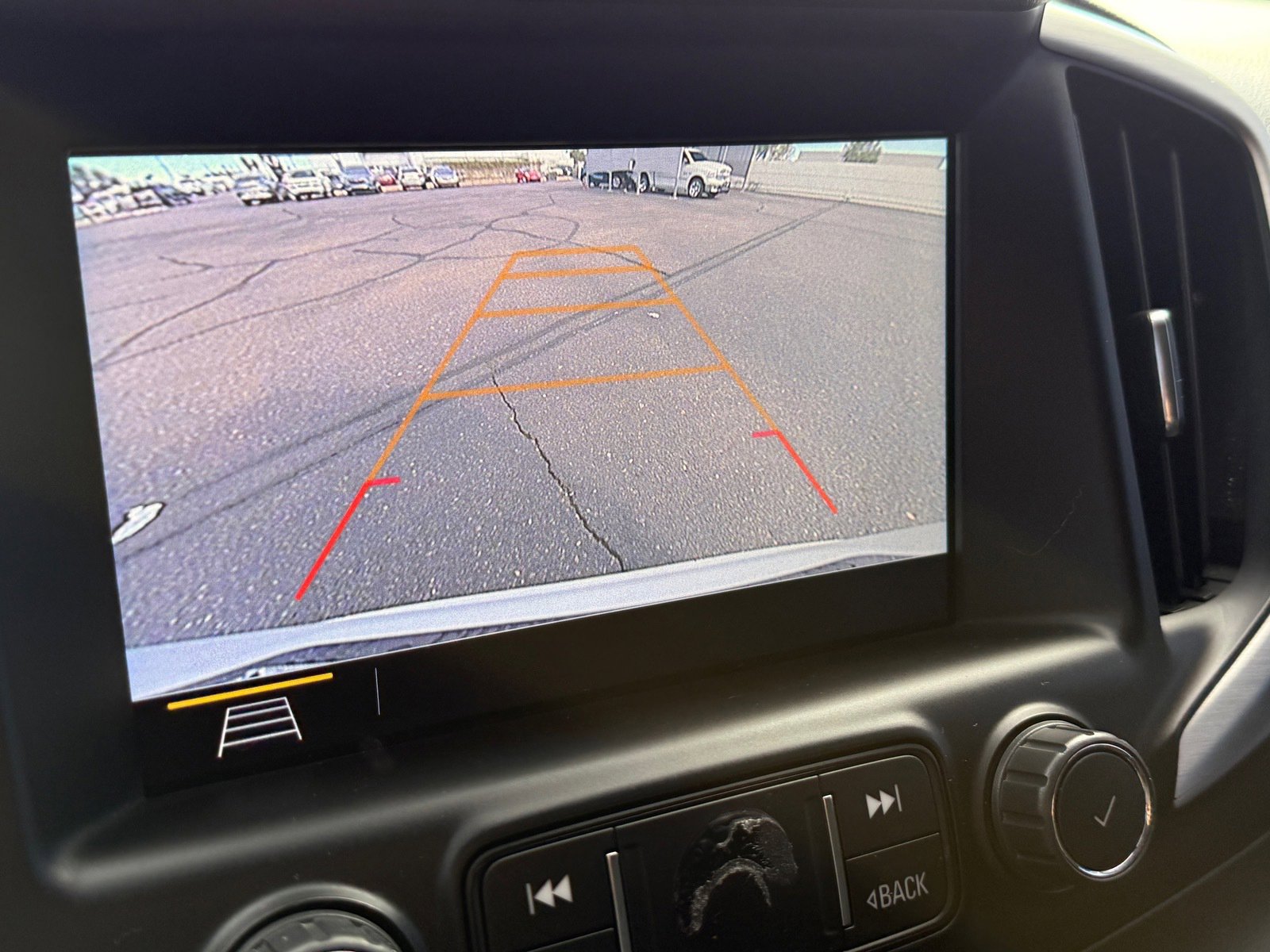 Used 2021 GMC Terrain SLE w/ Driver Convenience Package image 23