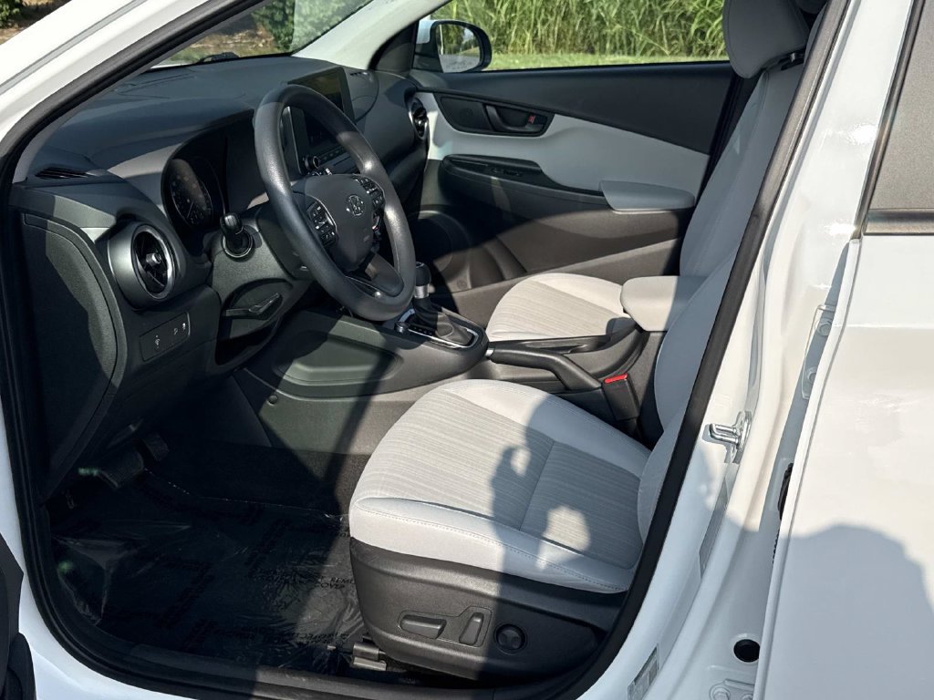 Used 2023 Hyundai Kona SEL w/ Cargo Package AWD/4WD image 24
