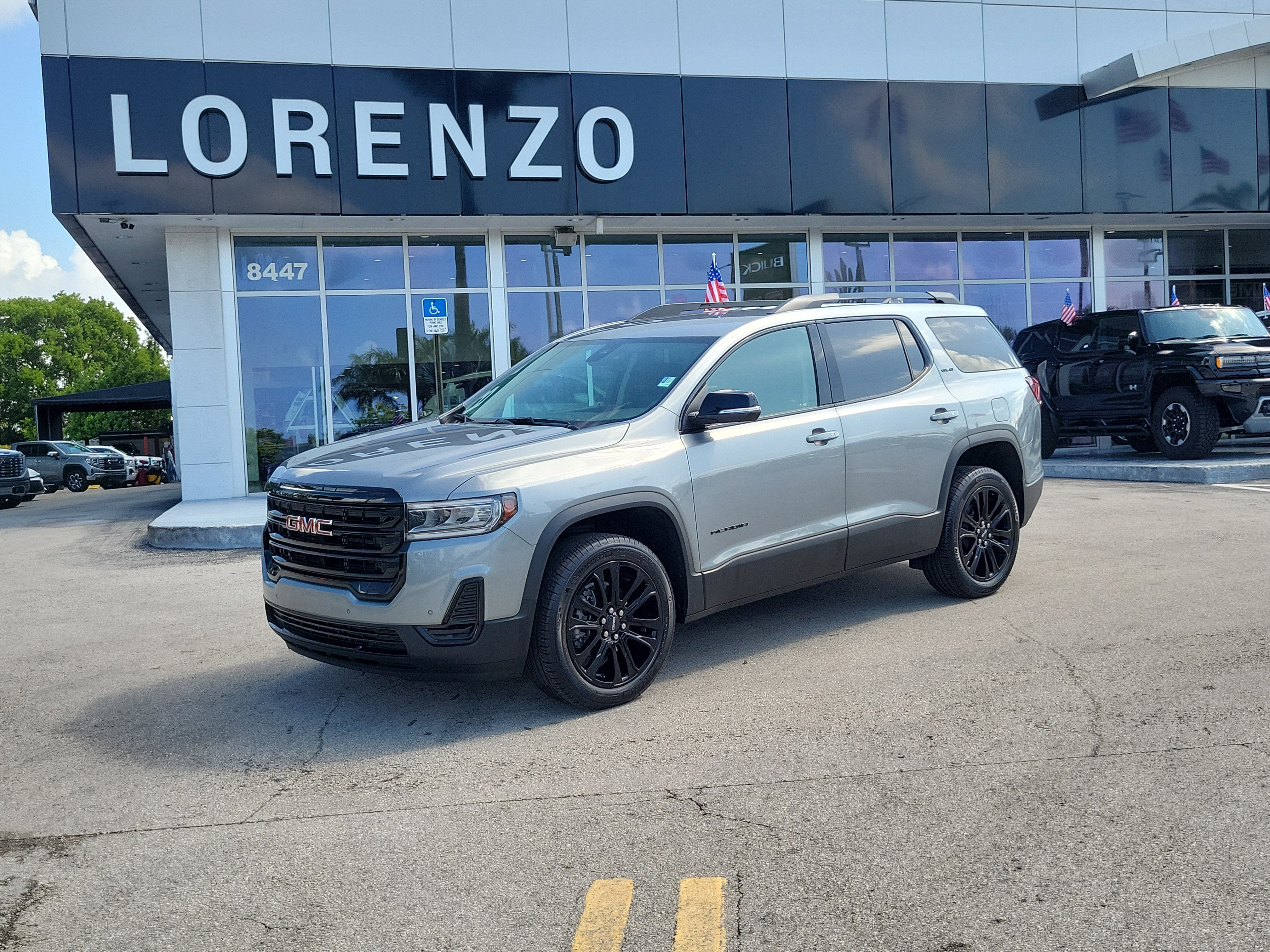 Used 2023 GMC Acadia SLE w/ Driver Convenience Package