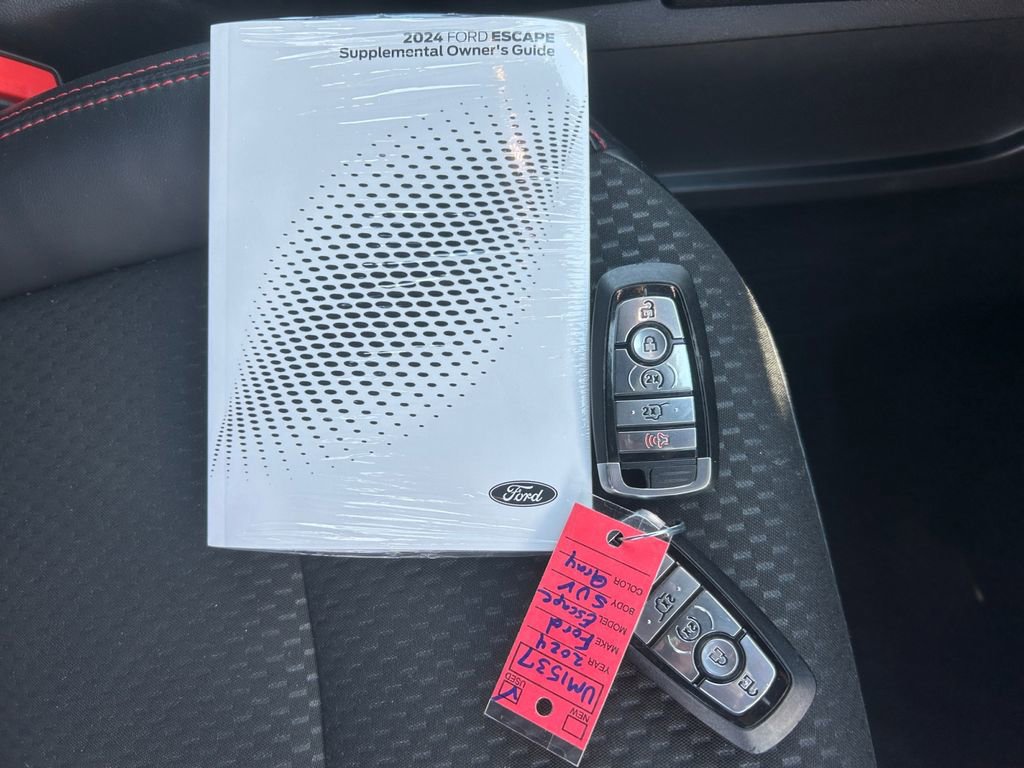 Used 2024 Ford Escape ST-Line Select w/ Tech Pack #1 AWD/4WD image 20