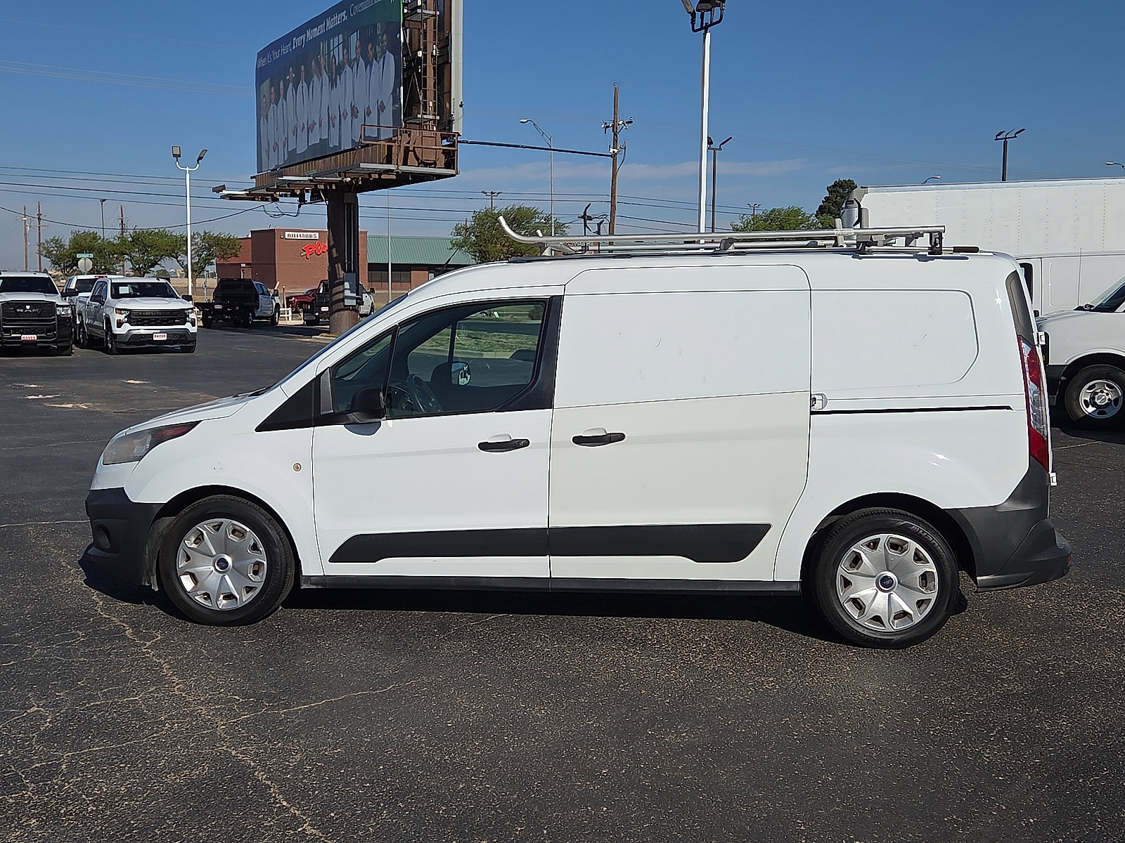 Used 2018 Ford Transit Connect XL image 2