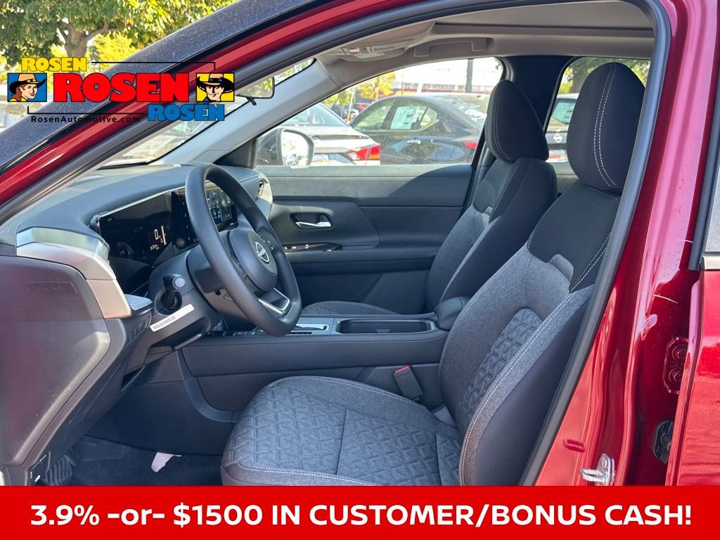 New 2026 Nissan Kicks SV w/ SV Premium Package image 9