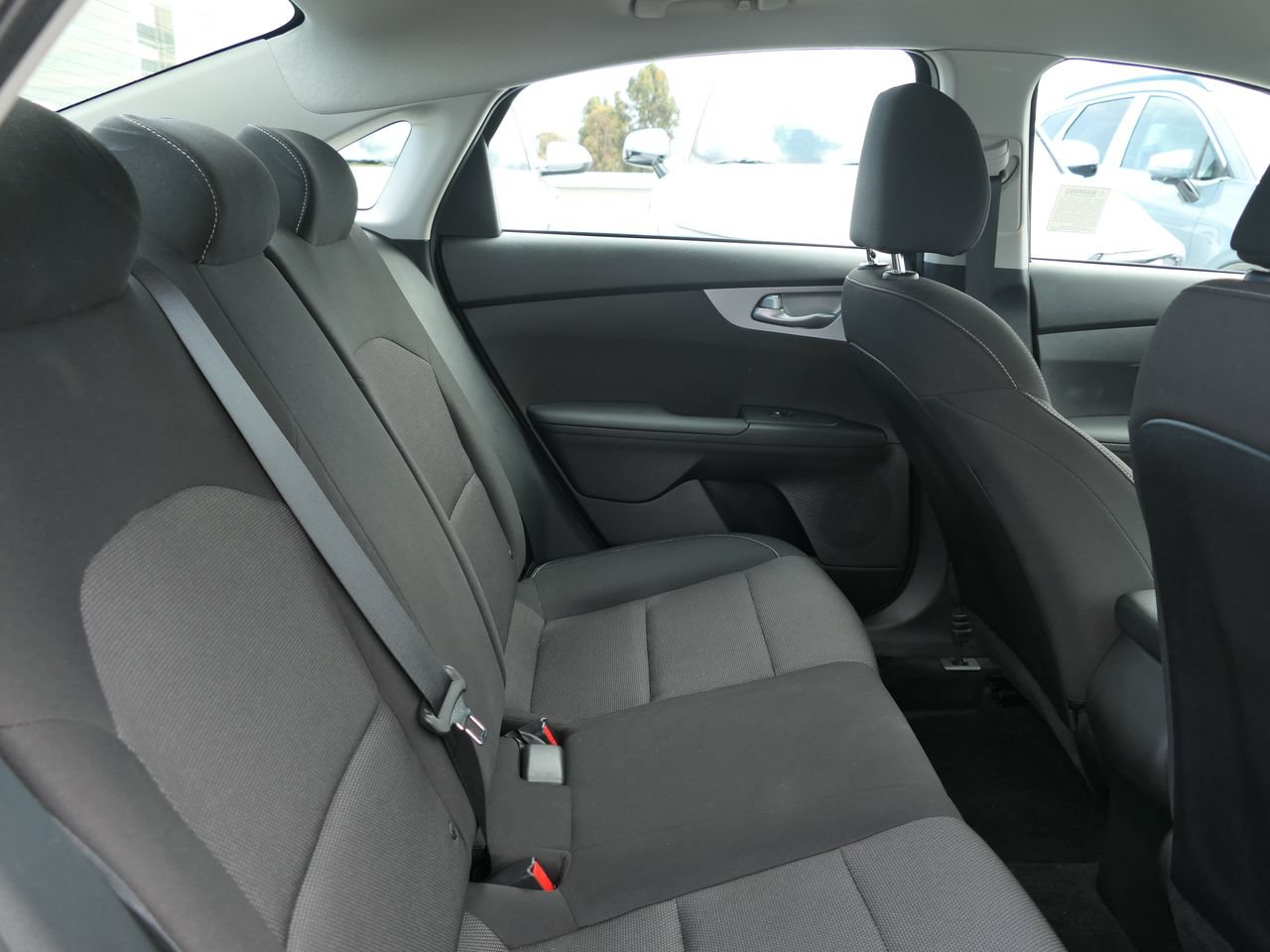 Used 2024 Kia Forte LXS w/ LXS Technology Package FWD image 21