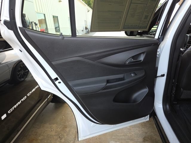 Used 2024 Buick Envista Sport Touring w/ Convenience I Package FWD image 42