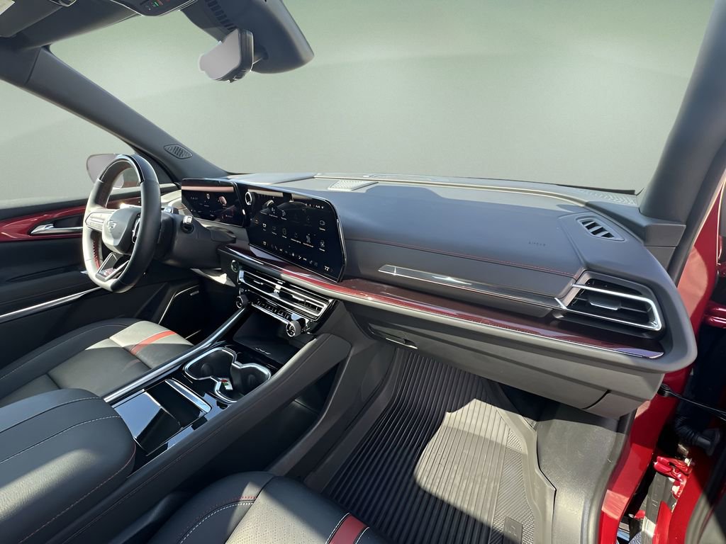 Certified 2024 Chevrolet Traverse RS w/ LPO, Floor Liner Package image 30