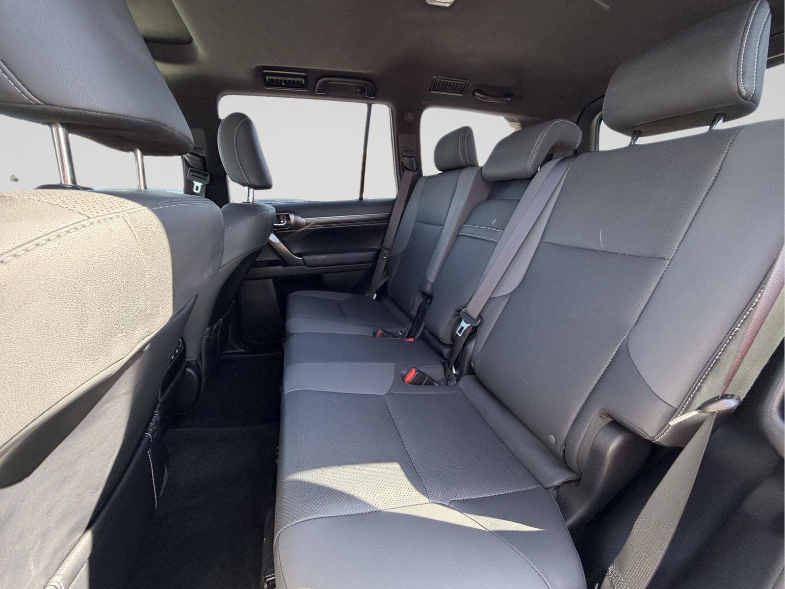 Used 2022 Lexus GX 460 GX 460 w/ Black Line Special Edition image 24