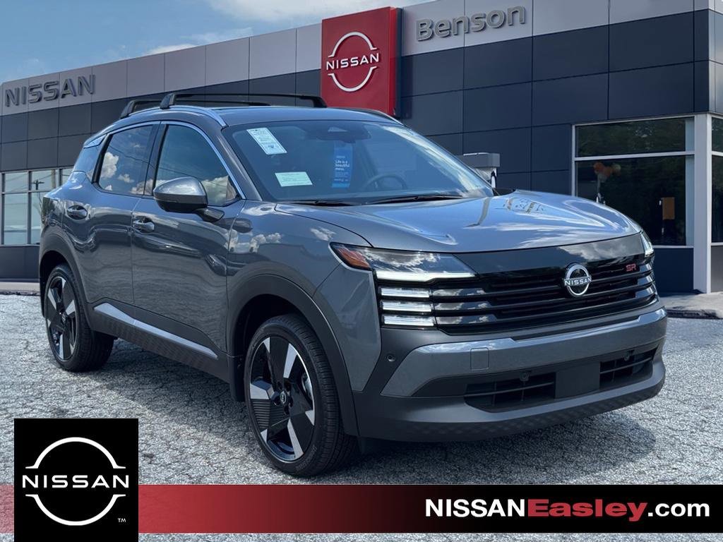 New 2025 Nissan Kicks SR w/ SR Premium Package