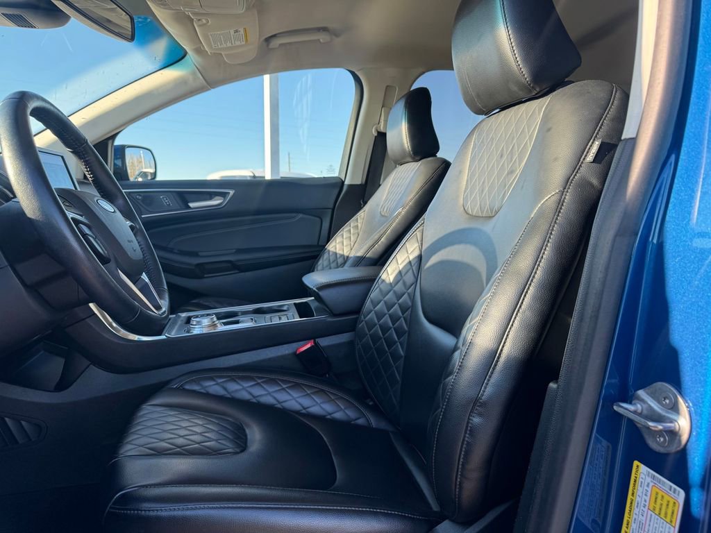 Used 2024 Ford Edge Titanium image 12