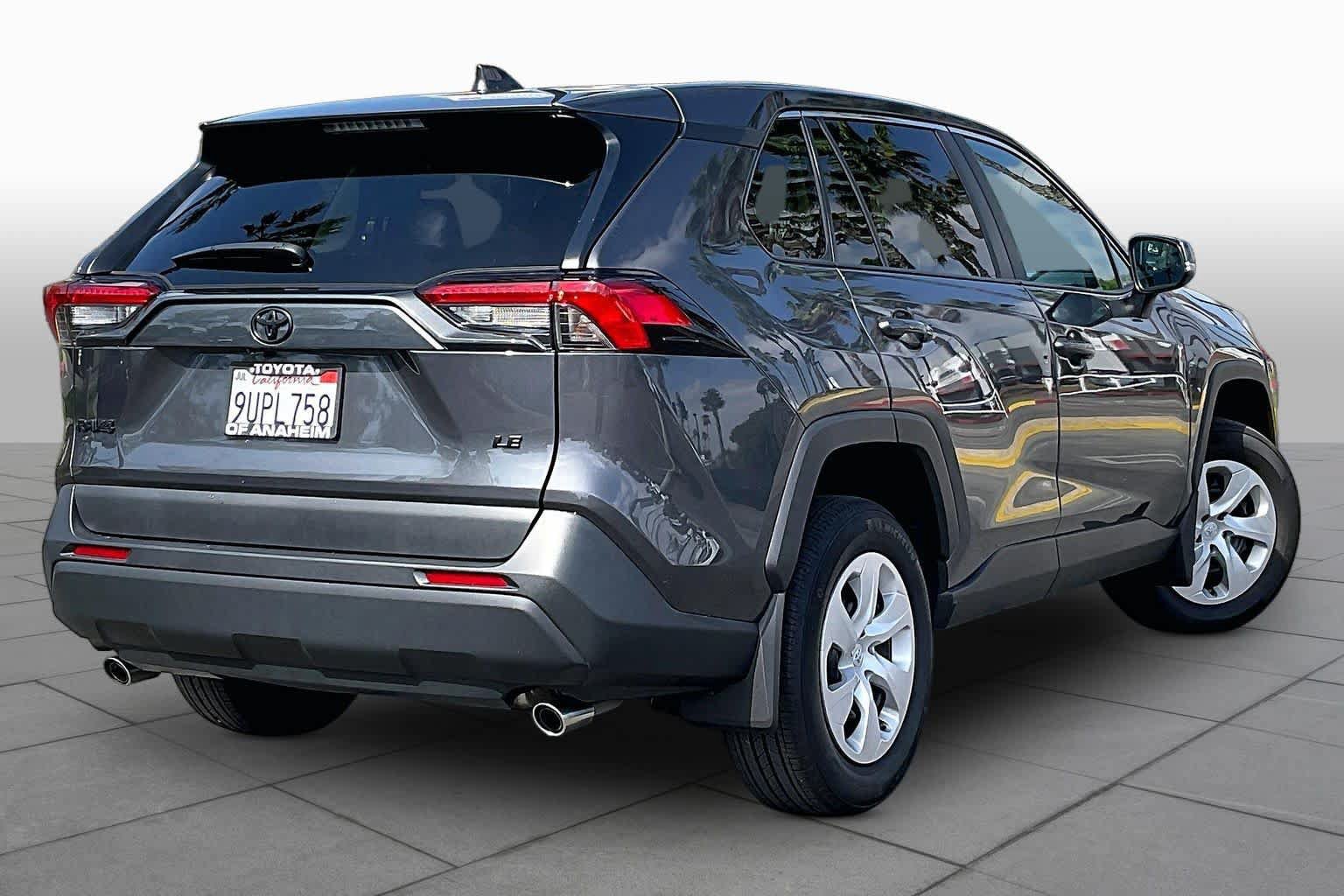 Used 2025 Toyota RAV4 LE FWD image 12