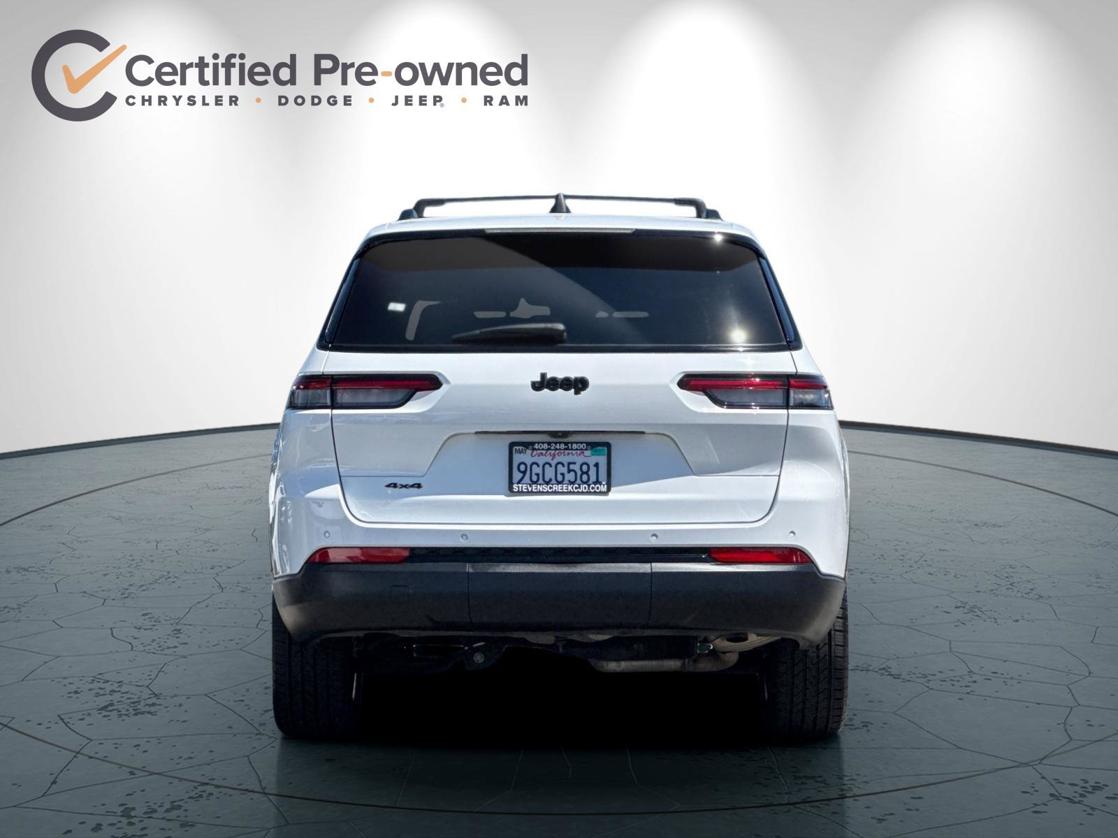 Used 2023 Jeep Grand Cherokee L Laredo AWD/4WD image 5