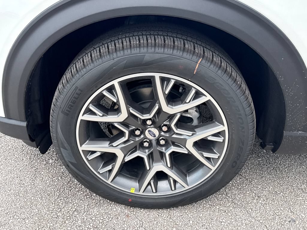 New 2027 Ford Explorer Platinum AWD/4WD image 12