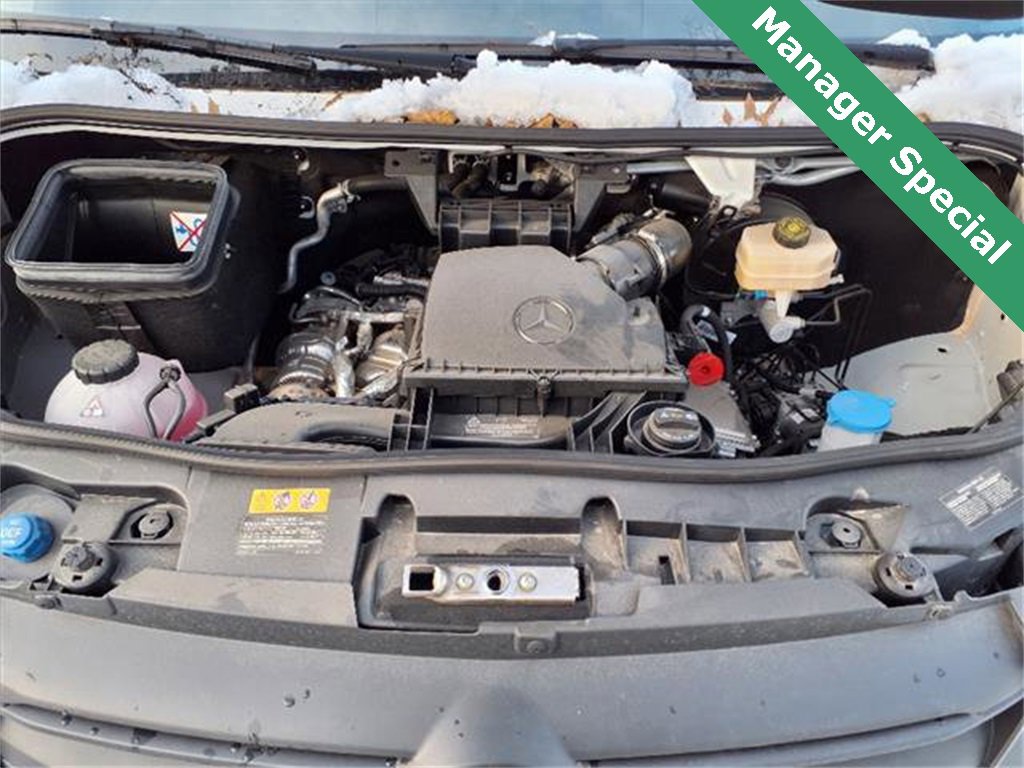 Used 2023 Mercedes-Benz Sprinter 3500 image 34