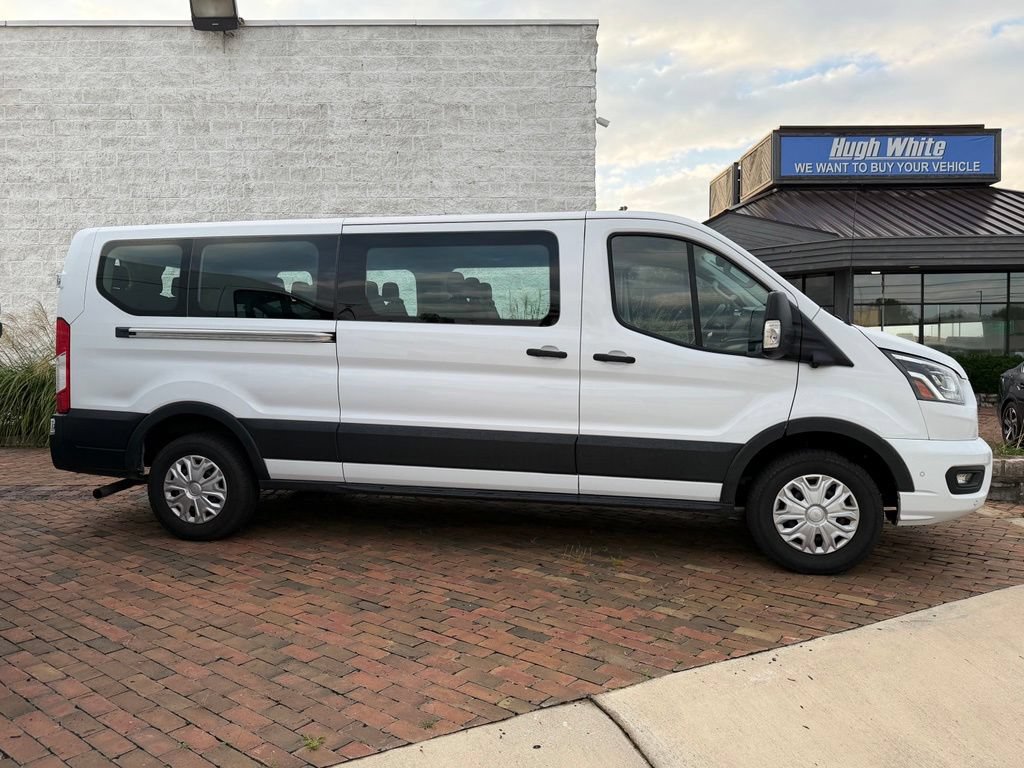 Used 2023 Ford Transit 350 XLT RWD image 3