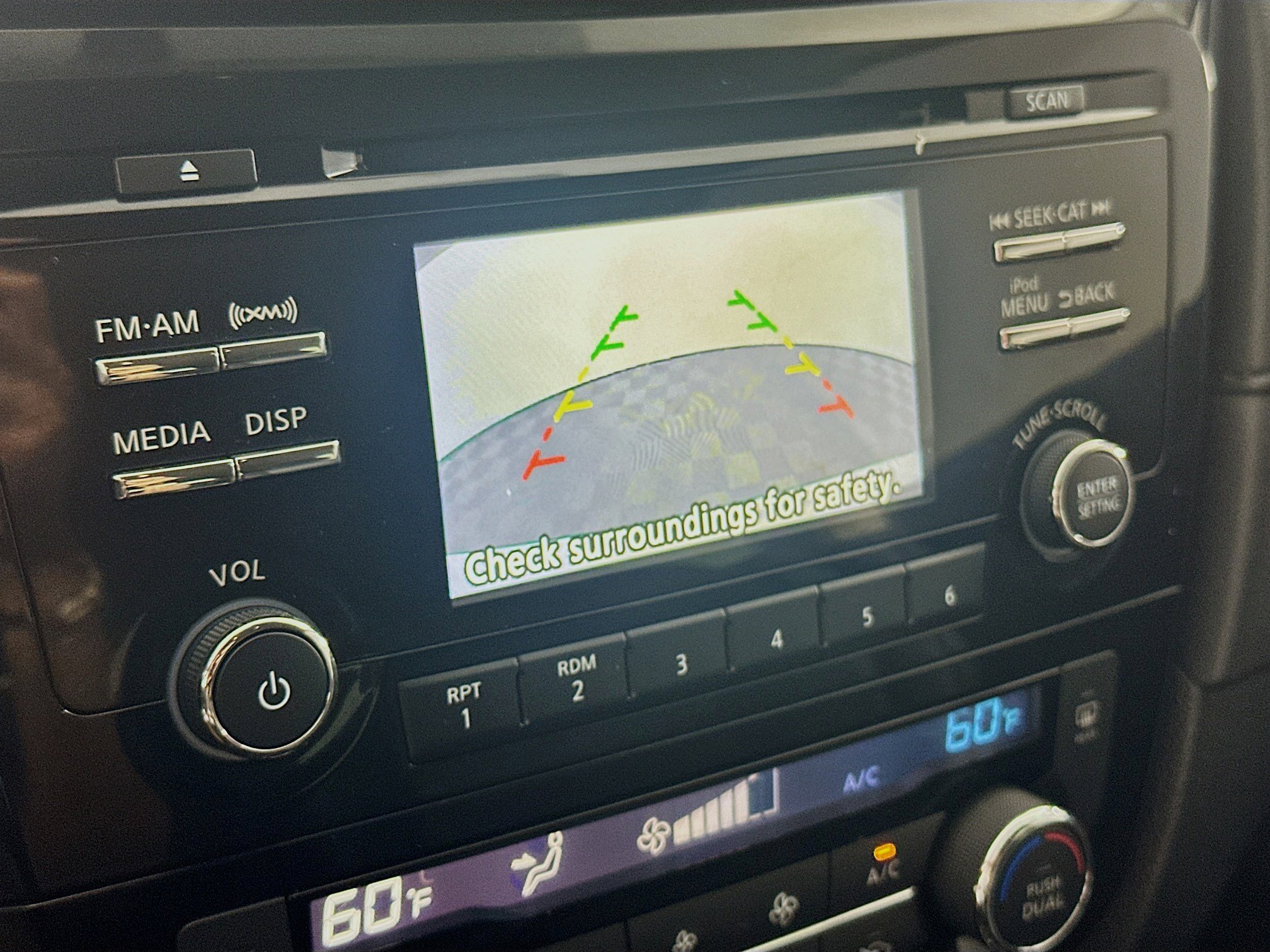 Used 2017 Nissan Rogue SV image 22