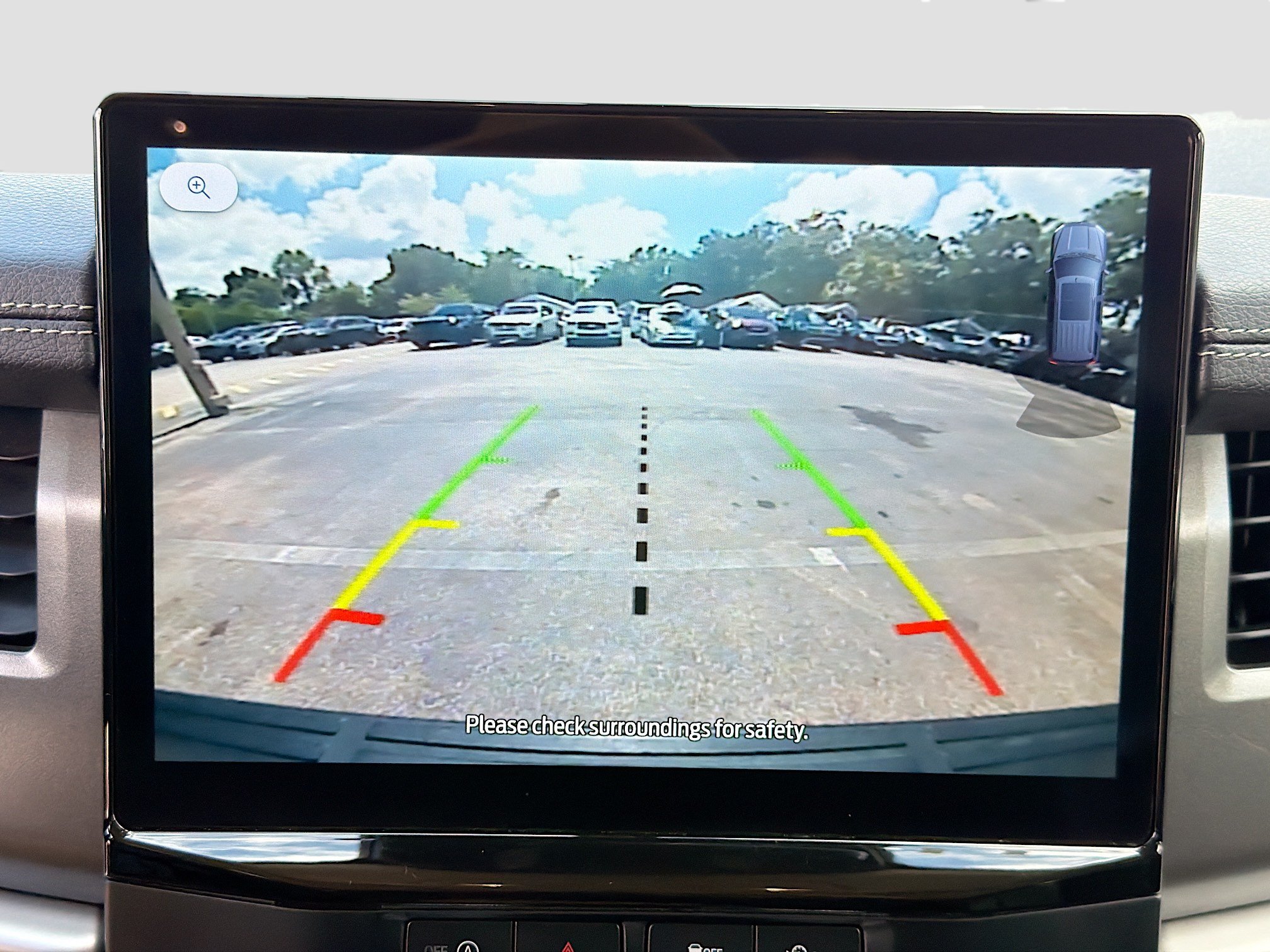Used 2024 Ford Expedition XLT AWD/4WD image 32