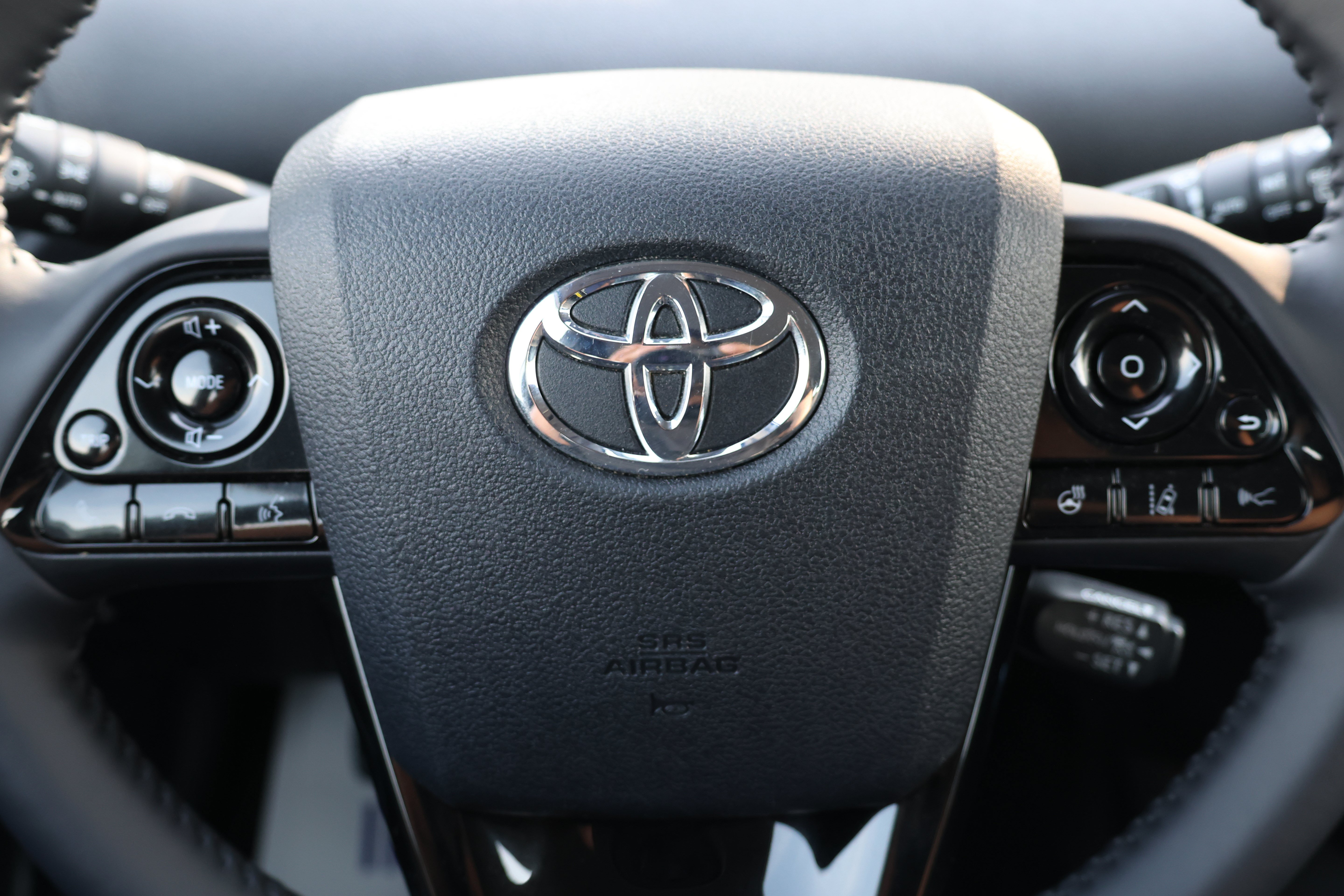 Certified 2020 Toyota Prius XLE AWD/4WD image 26