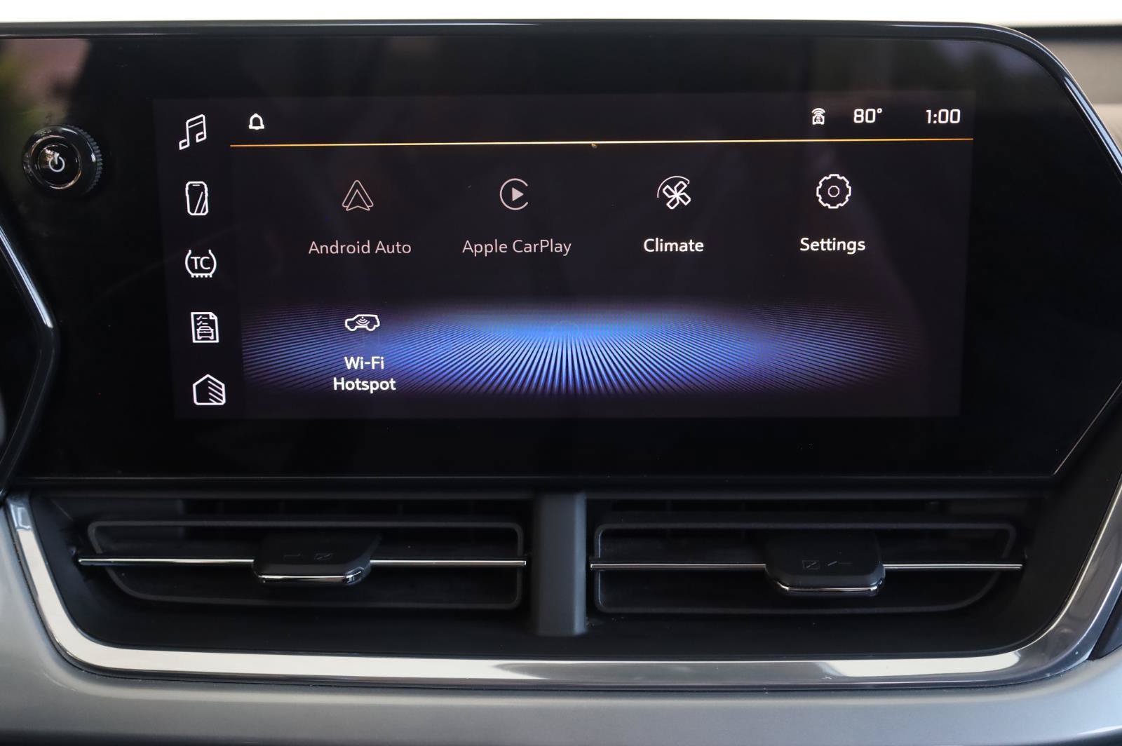 Used 2024 Chevrolet Trax LT FWD image 38