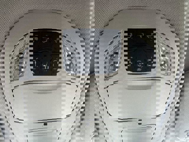 Used 2022 Chrysler Pacifica Touring-L image 28