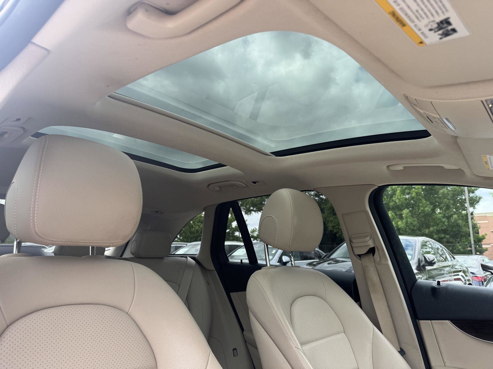 Used 2019 Mercedes-Benz GLC 300 image 31