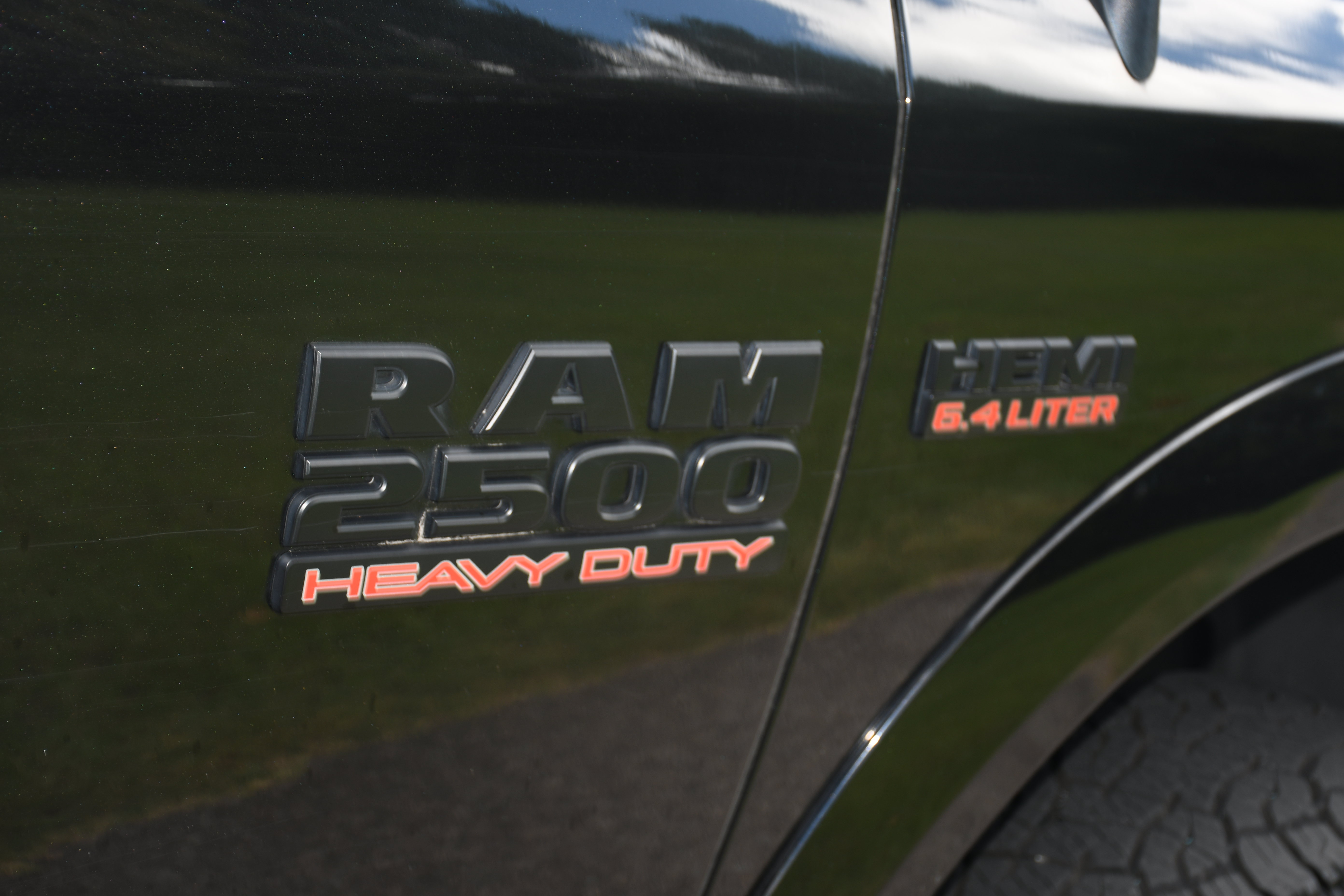 Used 2016 RAM 2500 Laramie w/ Sport Appearance Group AWD/4WD image 24